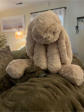 Jellycat Beige Bashful Bunny BIG Plush